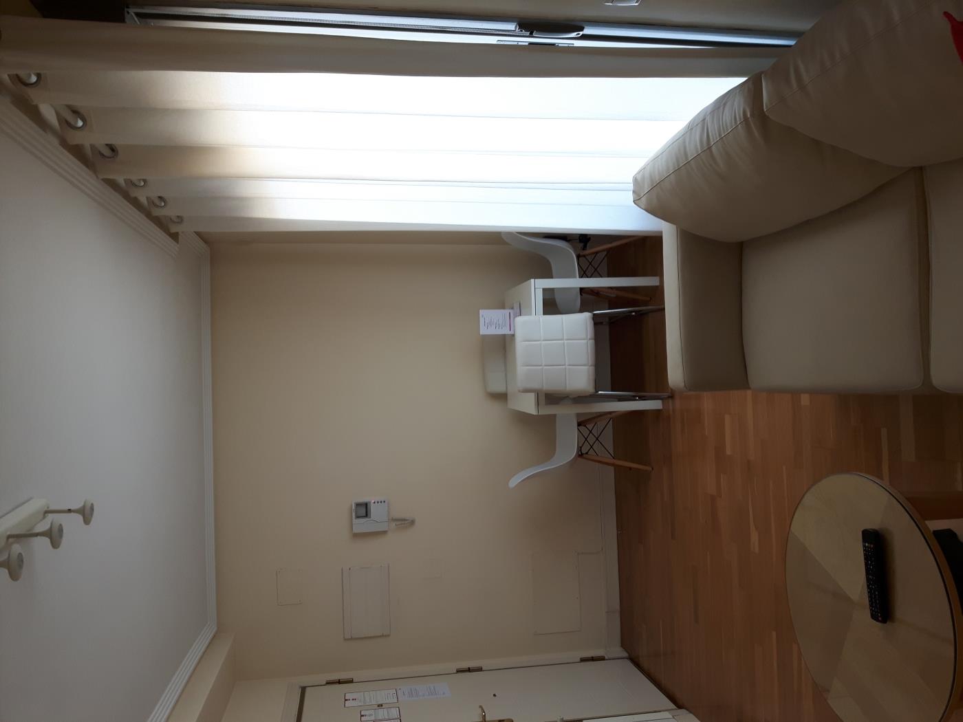 Las Tablas - 1 Bedroom with sofa bed and terrace in Madrid