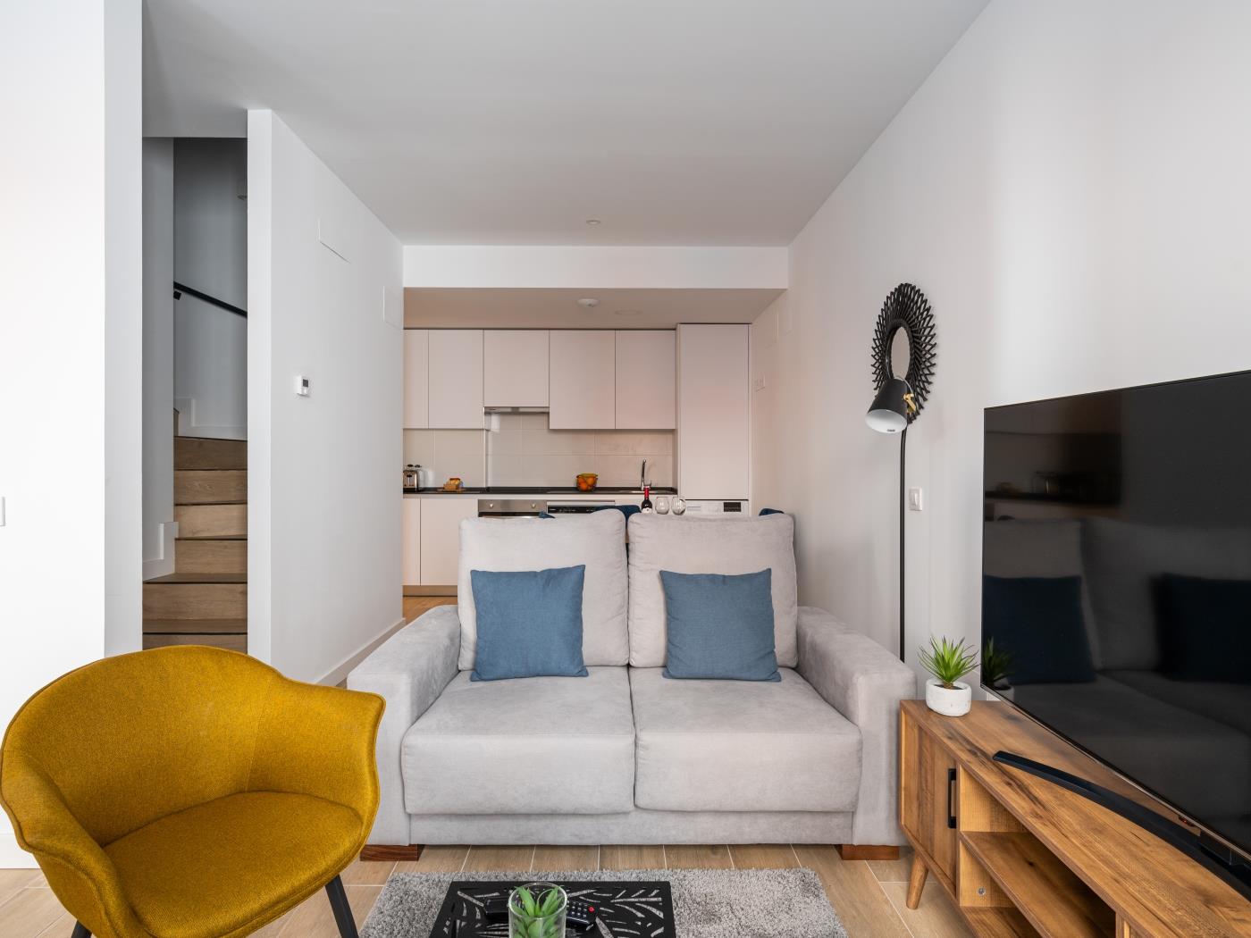 Cuatro Caminos - Two-bedroom duplex in Madrid